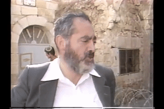 Rabbi Meir Kahane meets and speaks with IDF soldiers in Chevron, Israel 00:00:33